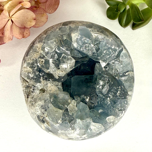 Celestite // Cluster // Sphere