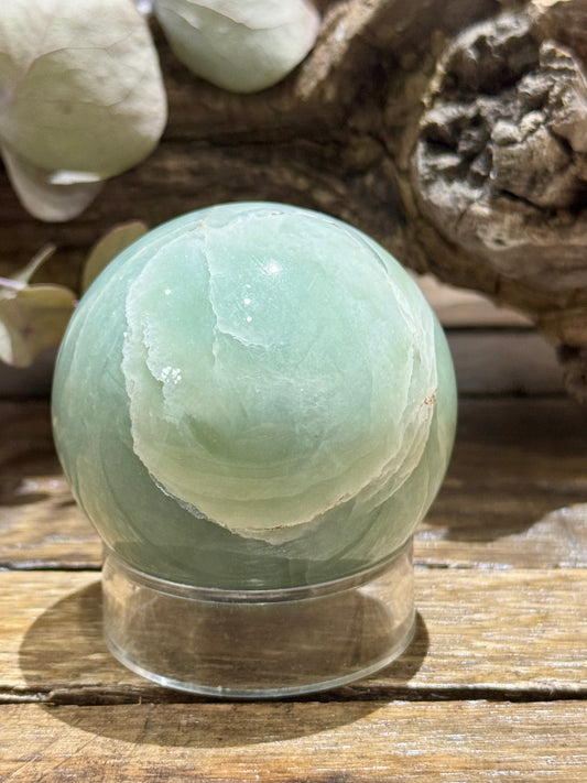 Burmese Jade // Green // Sphere