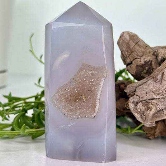Agate // Tower w/ Druzy