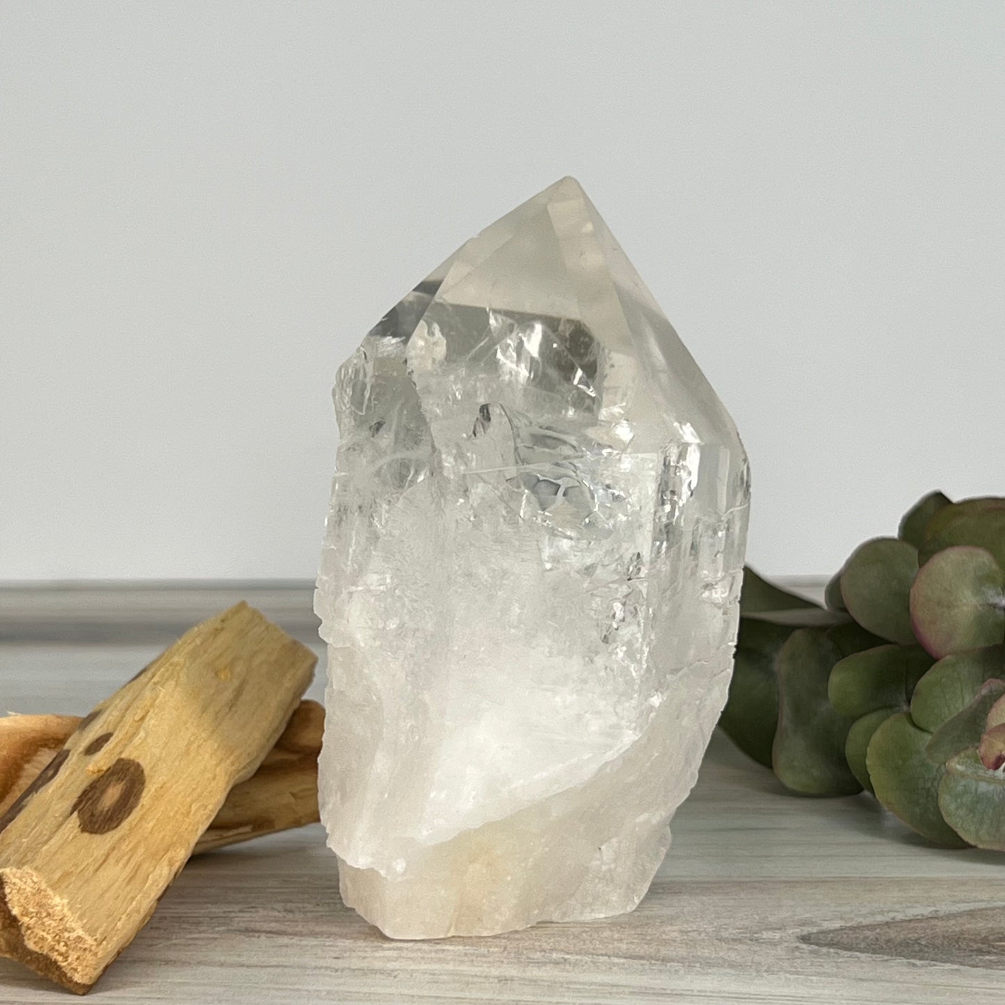 Quartz // Clear // Natural // Point