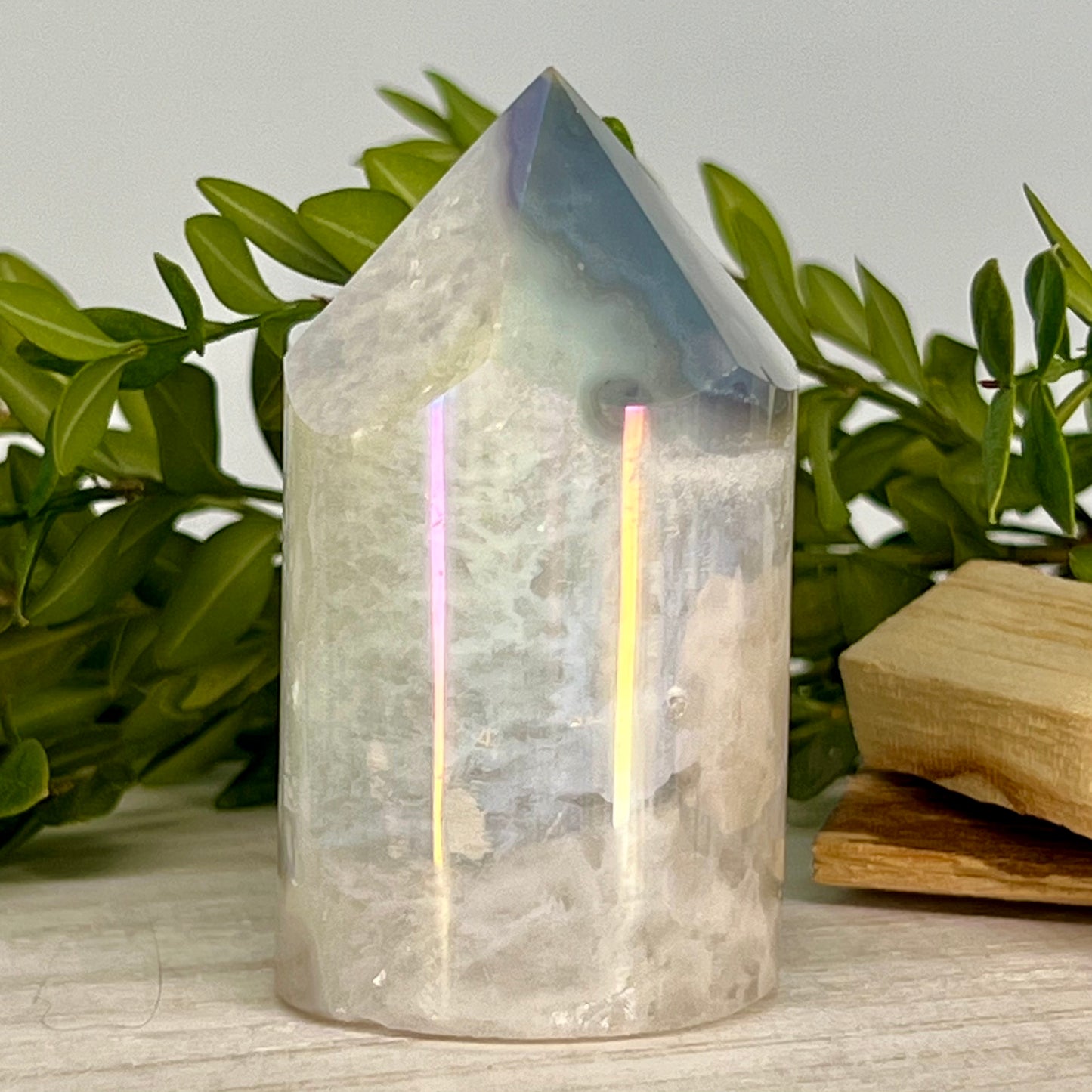 Angel Aura // Quartz // Agate // Cylinder // Point