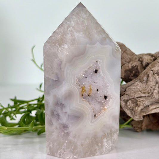 Agate // Tower w/ Druzy