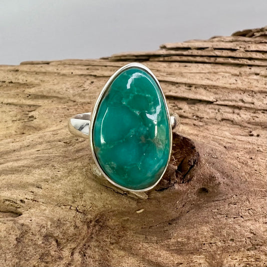 Turquoise // Size 7 // Ring