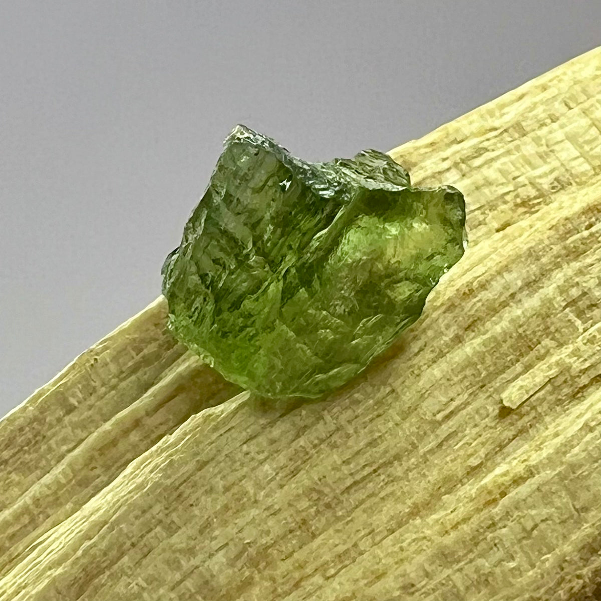 Moldavite // Natural Mineral