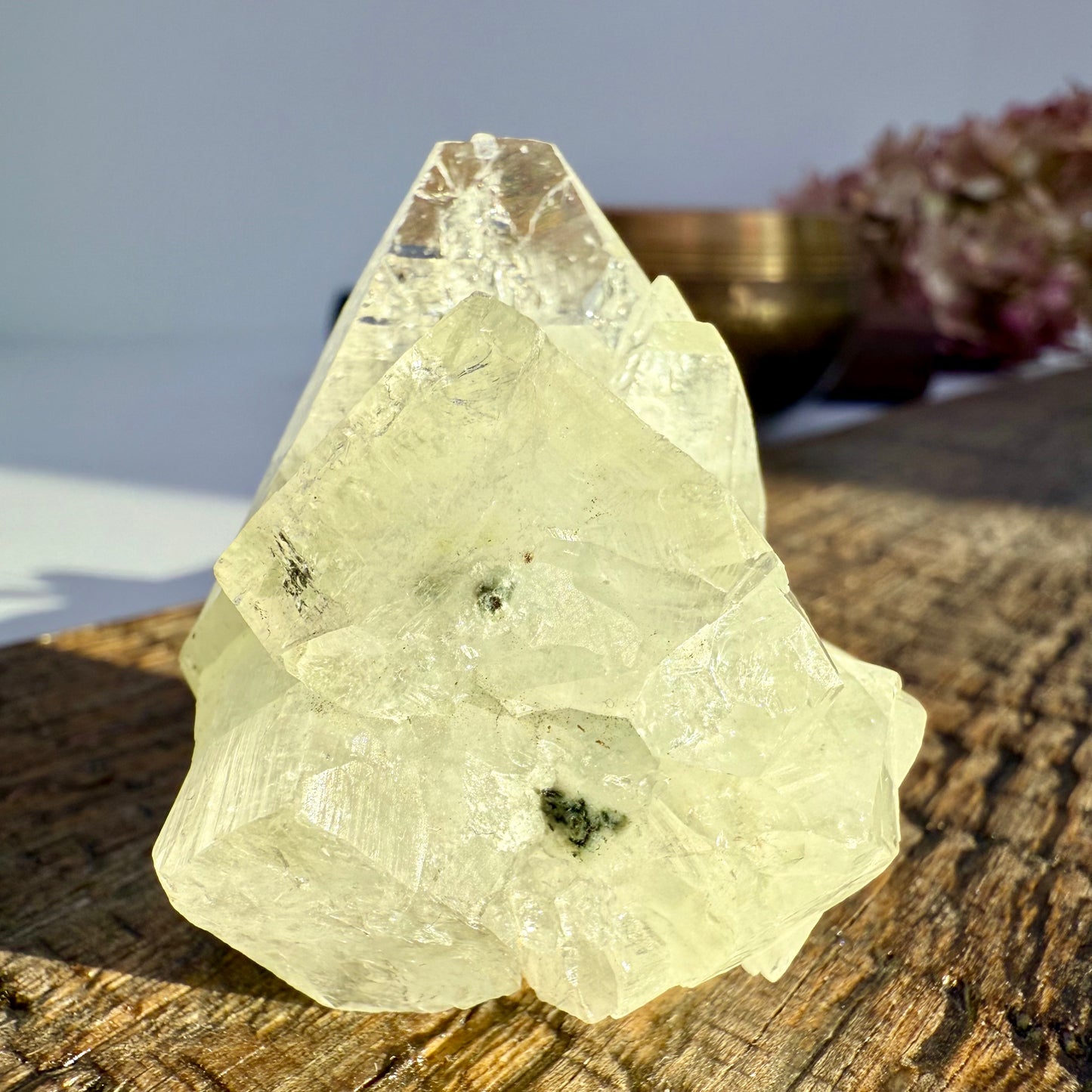 Apophyllite // Cluster