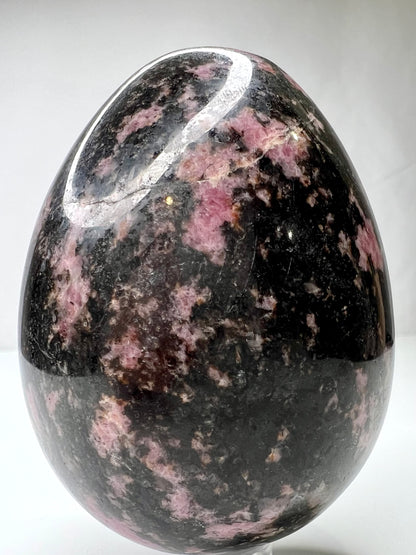 Rhodonite // Egg