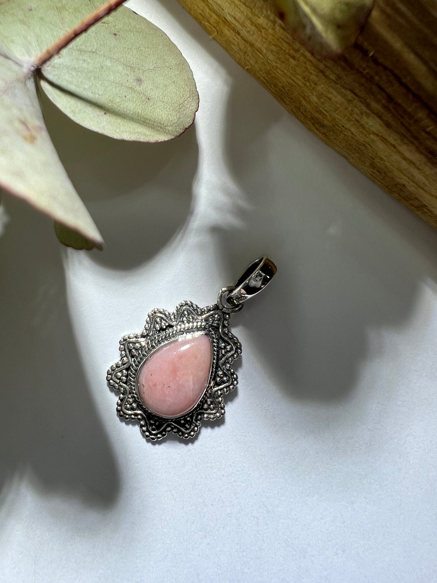 Opal // Pink // Pendant