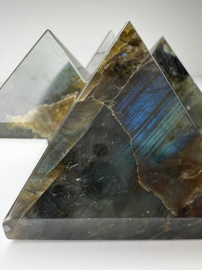 Labradorite // Pyramid