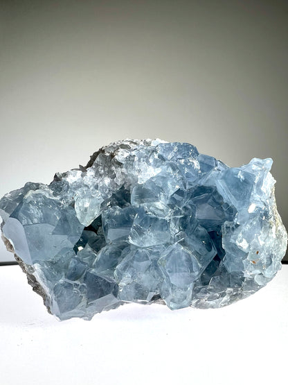 Celestite // Cluster