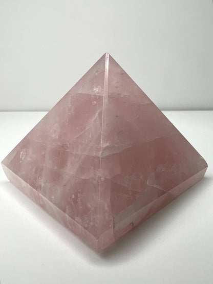 Rose Quartz // Pyramid