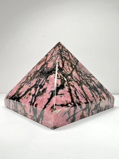 Rhodonite // Pyramid